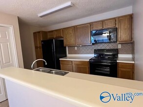 167 Waters Edge Ln in Madison, AL - Building Photo - Building Photo