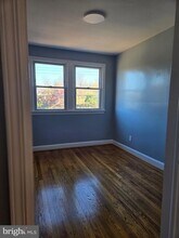 5511 Sachem Dr, Unit 2 in Oxon Hill, MD - Foto de edificio - Building Photo