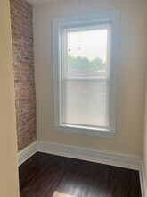 1077 S Taylor Ave in St. Louis, MO - Building Photo - Building Photo
