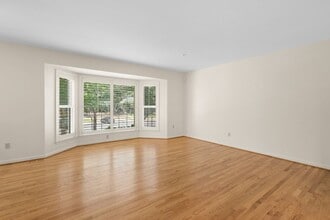 11351 Morning Gate Dr in Rockville, MD - Building Photo - Building Photo
