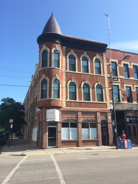 1044 W 18th St, Unit # 03F in Chicago, IL - Building Photo