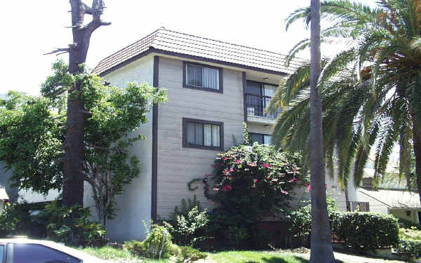 404 N Jackson St in Glendale, CA - Foto de edificio - Building Photo