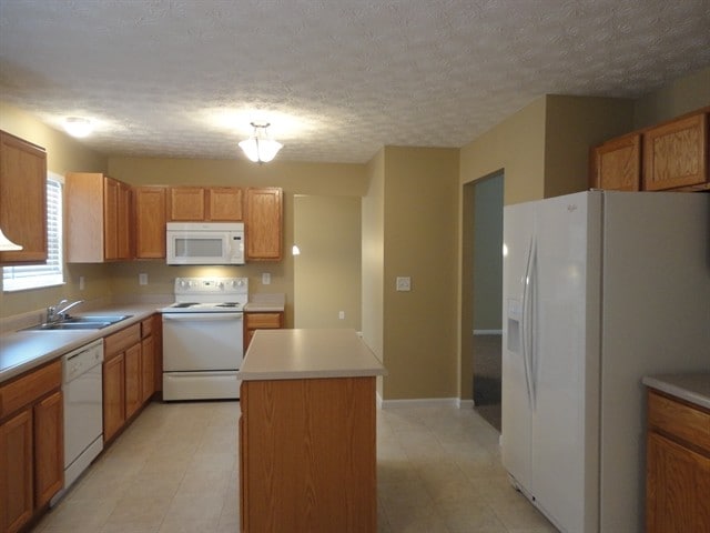 509 Lake Front Dr in Lebanon, OH - Building Photo - Building Photo