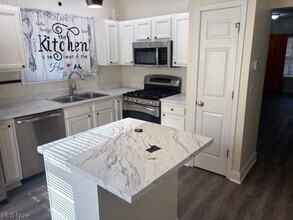 844 Royal Rd in Cleveland, OH - Building Photo - Building Photo