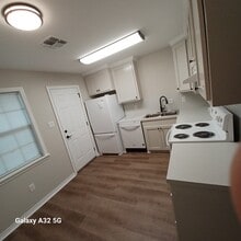 1043 Sybil Dr in Ruston, LA - Building Photo - Building Photo