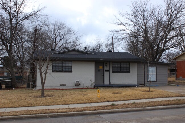 property at 605 E Miller Rd