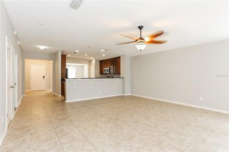 306 Fern Ct in Poinciana, FL - Building Photo - Building Photo