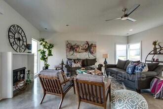 958 9th Ave S in Nashville, TN - Building Photo - Building Photo