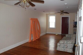5869 Woodcrest Ave in Philadelphia, PA - Building Photo - Building Photo