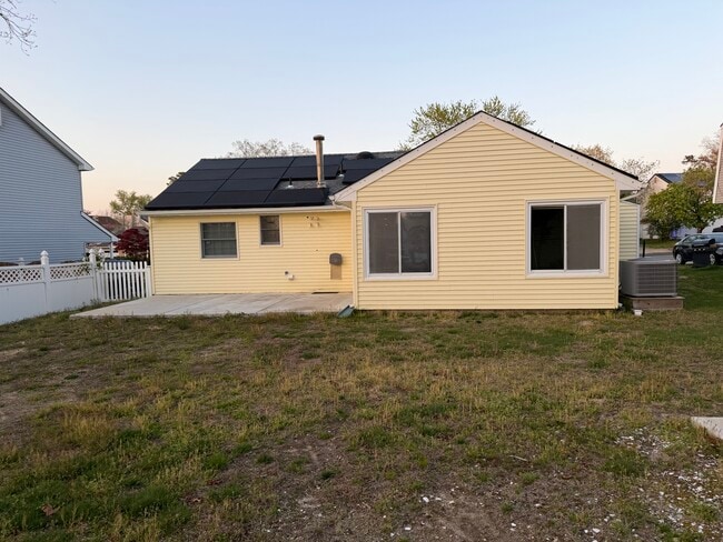 87 Village Dr in Barnegat, NJ - Building Photo - Building Photo