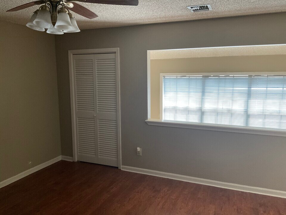 107 Coulee Dr, Unit B in Lafayette, LA - Building Photo
