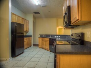 1828 Creekview Dr in Green Cove Springs, FL - Building Photo - Building Photo