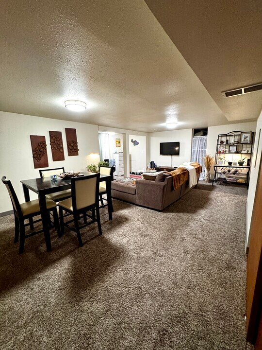 3311 W Fairview Ave, Unit Basement in Spokane, WA - Foto de edificio