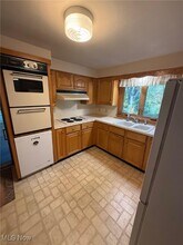 4384 Parkdale Ave NW in Canton, OH - Building Photo - Building Photo