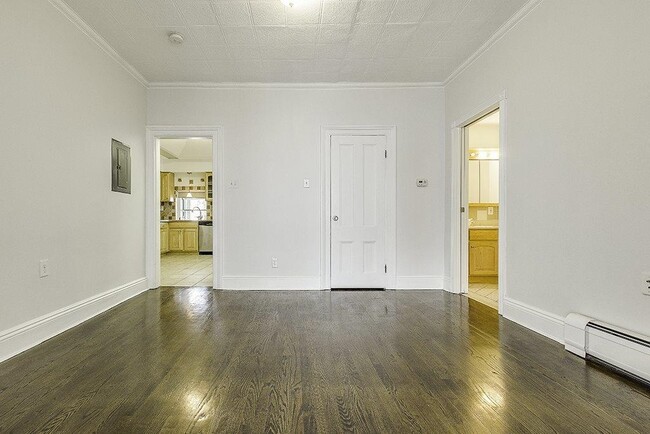 342 Pavonia Ave in Jersey City, NJ - Building Photo - Building Photo