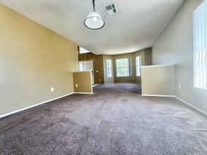 305 Sterling Lake Dr in Ocoee, FL - Building Photo - Building Photo