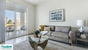 4985 Eastwood Greens St, Unit 01-107 in Ft. Myers, FL - Building Photo