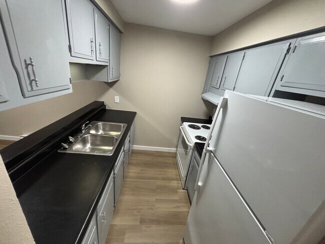 property at 520-26 E 18th St