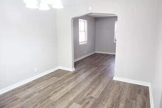 228 E Garden Rd in Pittsburgh, PA - Building Photo - Building Photo