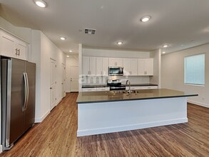 3376 Blodwen St in Las Vegas, NV - Building Photo - Building Photo