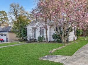 1607 W 17th St in Texarkana, TX - Building Photo - Building Photo