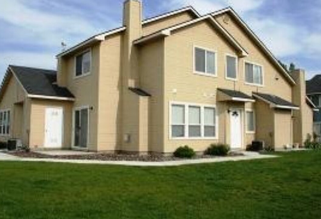 3919 Idaho Ave in Caldwell, ID - Building Photo