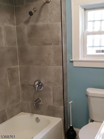 61 Boylan St, Unit 63 in Newark, NJ - Foto de edificio - Building Photo