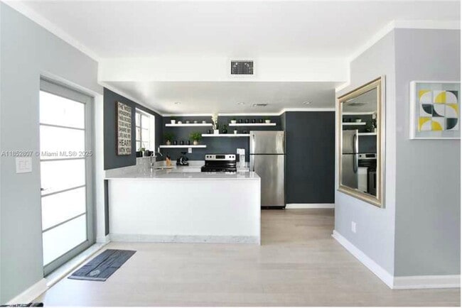 property at 1050 7th St