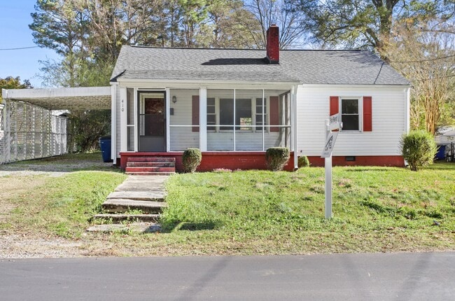 property at 410 N 4th St