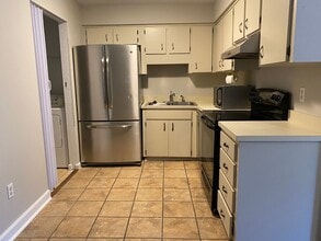 2014 SW 70th Terrace in Gainesville, FL - Building Photo - Building Photo
