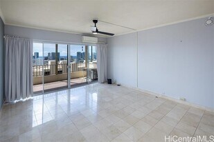 1001 Wilder Ave in Honolulu, HI - Building Photo