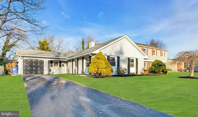 property at 17 Parish Ln