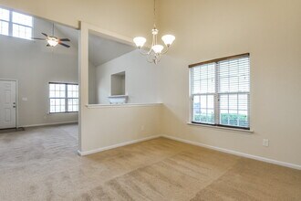 1056 S Philwood Ct in Fuquay Varina, NC - Building Photo - Building Photo