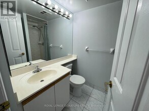 68 Corporate Dr in Toronto, ON - Building Photo - Building Photo
