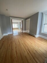 532 E 4th St, Unit 1 in Boston, MA - Building Photo - Building Photo