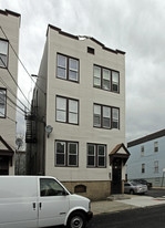 92 Woodlawn Ave Apartments