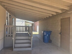 725 Tiger Lilly Ln in Bullhead City, AZ - Building Photo - Building Photo