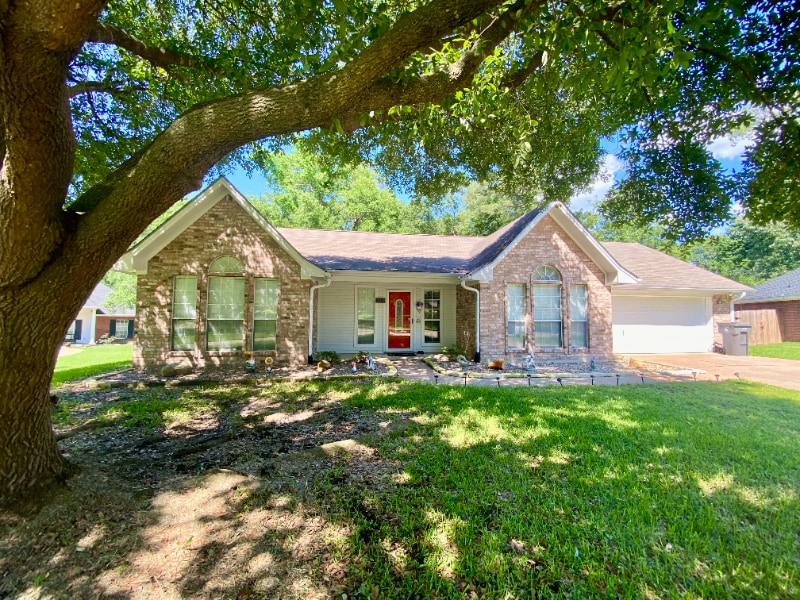 710 April Dr in Lufkin, TX - Building Photo