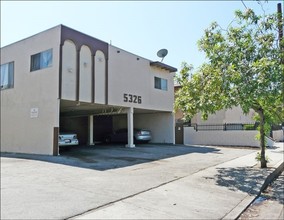 5326 Cahuenga Blvd in North Hollywood, CA - Building Photo - Building Photo