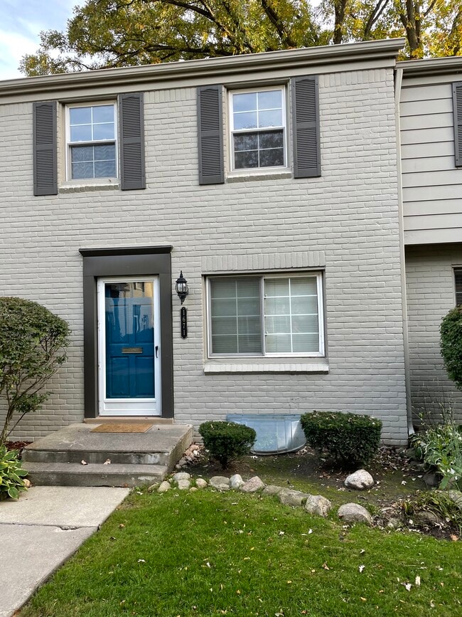 1671 Graefield Rd, Unit 1671 in Birmingham, MI - Building Photo - Building Photo