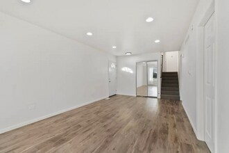 2236 W 157th Pl in Markham, IL - Building Photo - Building Photo