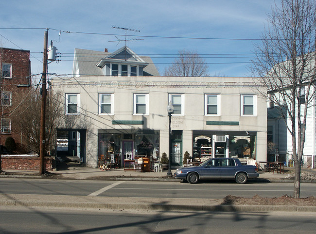 3142 Fairfield Ave in Bridgeport, CT - Building Photo - Building Photo