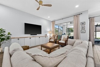 10522 Cardera Dr in Riverview, FL - Building Photo - Building Photo