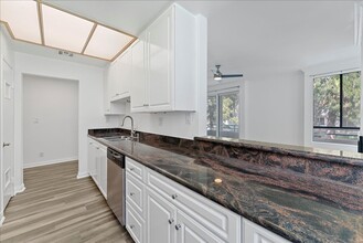 4741 Radford Ave in Los Angeles, CA - Building Photo - Building Photo