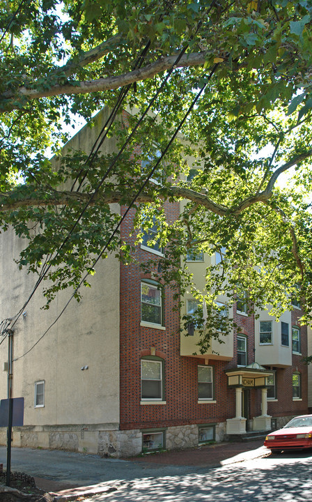 701 W 10th St in Wilmington, DE - Building Photo