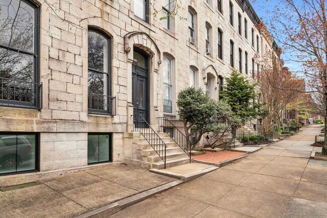 property at 1602 Park Ave