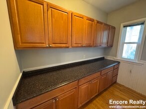 23 Tufts St in Cambridge, MA - Building Photo - Building Photo