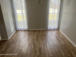 1212 Foxridge Pl in Melbourne, FL - Building Photo - Building Photo