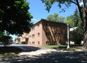 135 Kedzie St Apartments