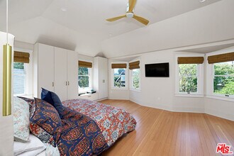 34 Park Ave in Los Angeles, CA - Building Photo - Building Photo